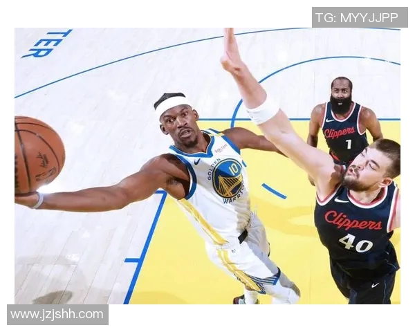 2015年NBA季后赛勇士与雷霆激战回顾精彩瞬间与关键时刻分析