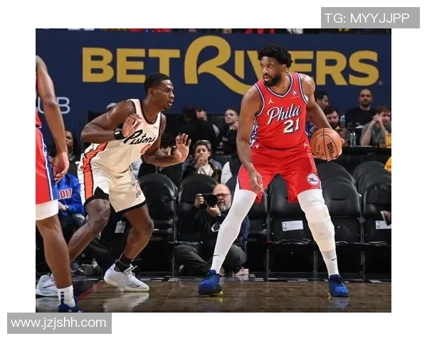 76人对战活塞精彩赛事分析女主播带你领略篮球魅力与激情