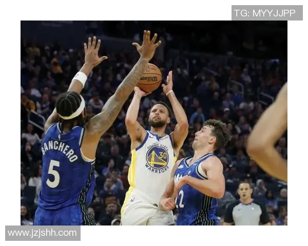 28日勇士与爵士激战正酣球迷期待精彩对决与精彩瞬间