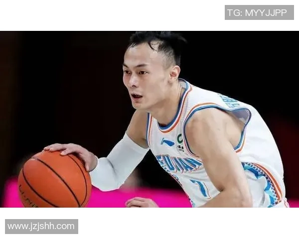 李根：从篮球新星到职业生涯的蜕变与挑战之路