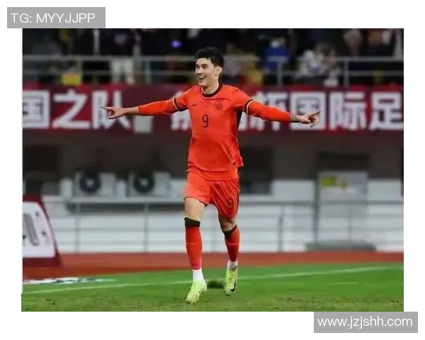 张玉宁在对阵拜仁的比赛中展现出色表现引发球迷热议 张玉宁在对阵拜仁的比赛中展现出色表现引发球迷热议